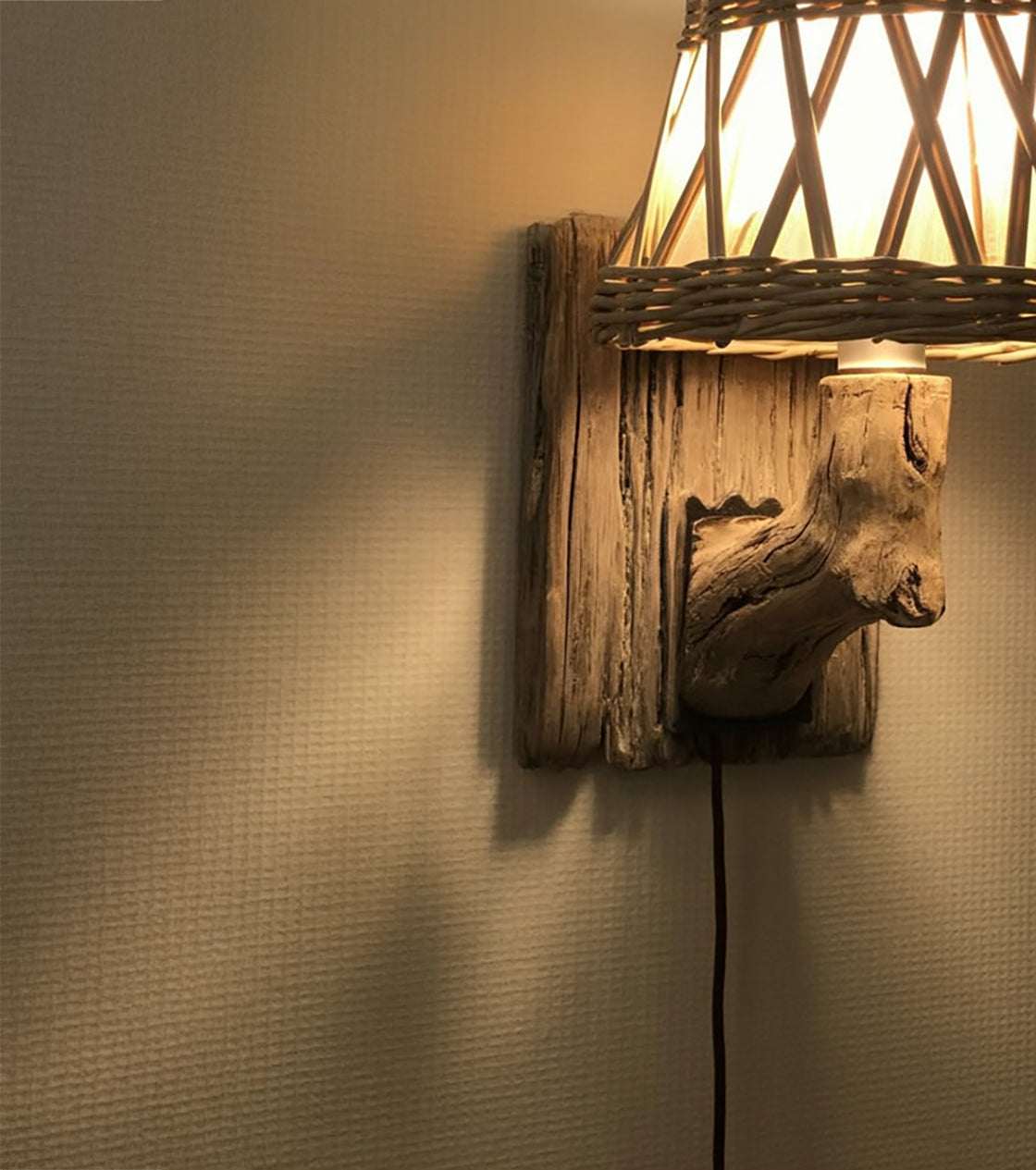 Driftwood Wall Light, Unique Driftwood Sconce, Living Room Wall Light, Hanging Lamp