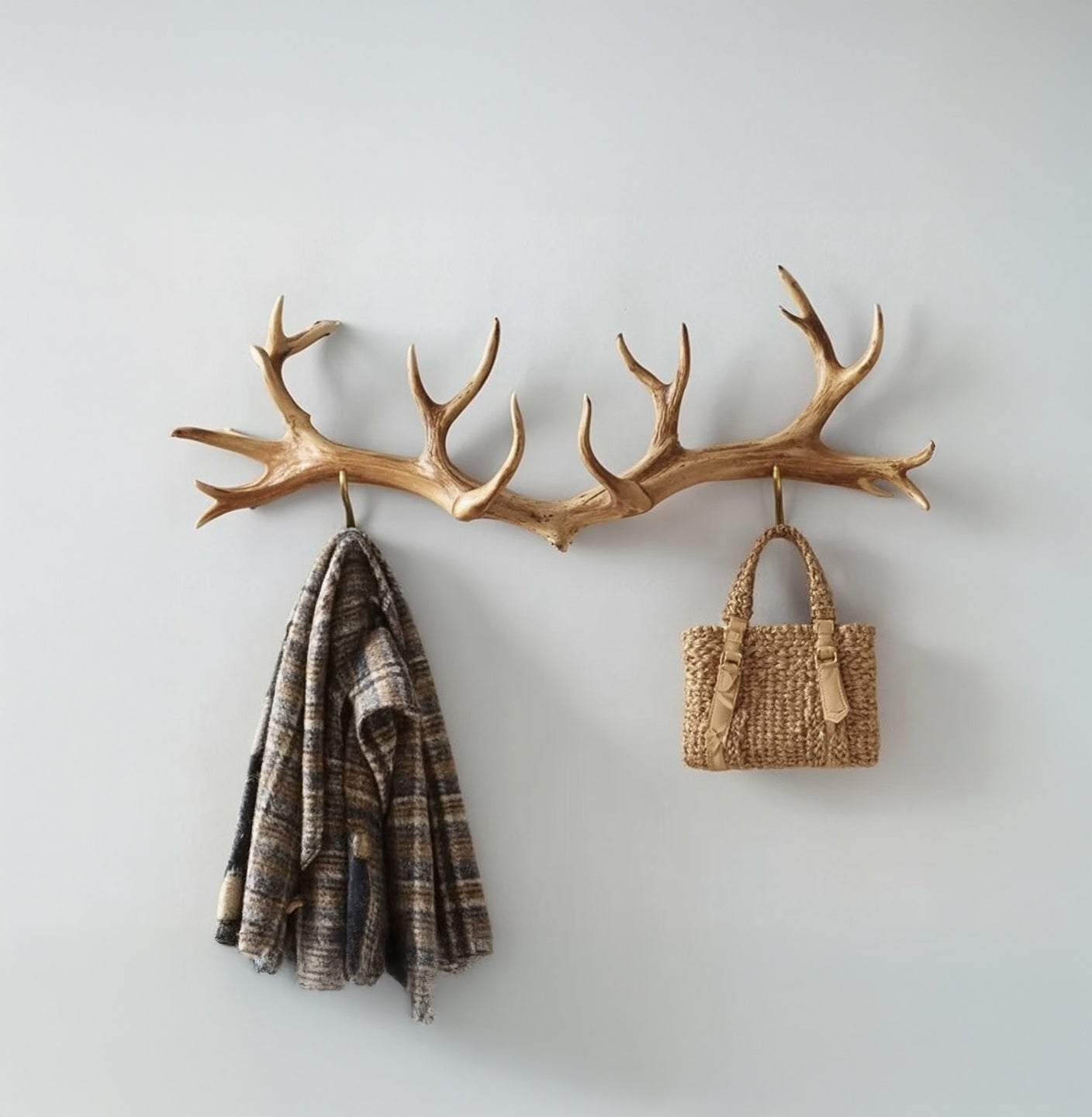 Antler Coat Rack – Rustic Handmade Wall Hook for Home & Office