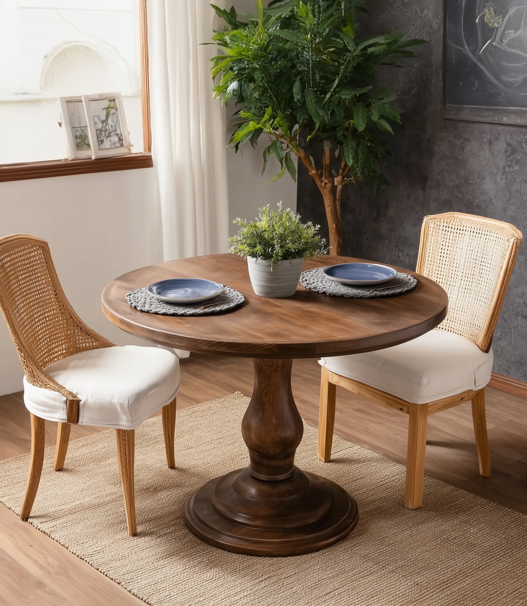 Solid Oak Round Dining Table – Tulip Pedestal Leg, 2–6 Person Circular Table for Dining Room & Kitchen Furniture