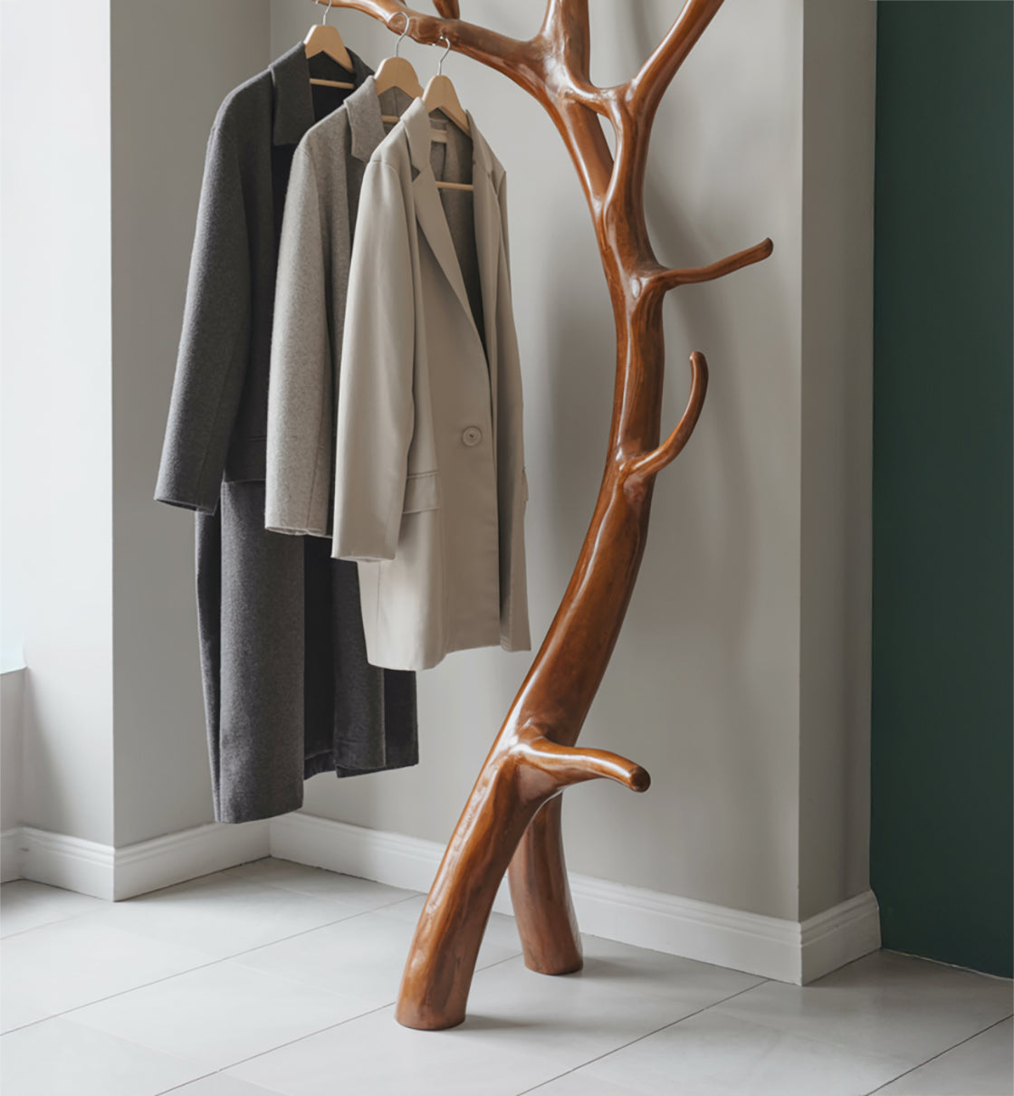 Solid Wood Tree Hanger Stand – Handmade Branch Coat Rack for Entryway & Bedroom